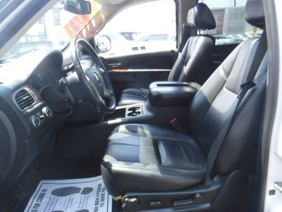 2011 Chevrolet Suburban 4WD 4dr 1500 LT, available for sale in Philadelphia, Pennsylvania | Eugen's Auto Sales & Repairs. Philadelphia, Pennsylvania 2011 Chevrolet Suburban 4WD 4dr 1500 LT, available for sale in Philadelphia, Pennsylvania | Eugen's Auto Sales & Repairs. Philadelphia, Pennsylvania
