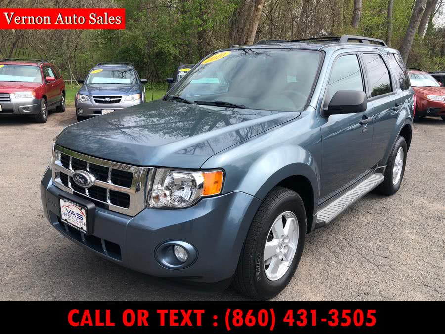 2010 Ford Escape 4WD 4dr XLT, available for sale in Manchester, Connecticut | Vernon Auto Sale & Service. Manchester, Connecticut