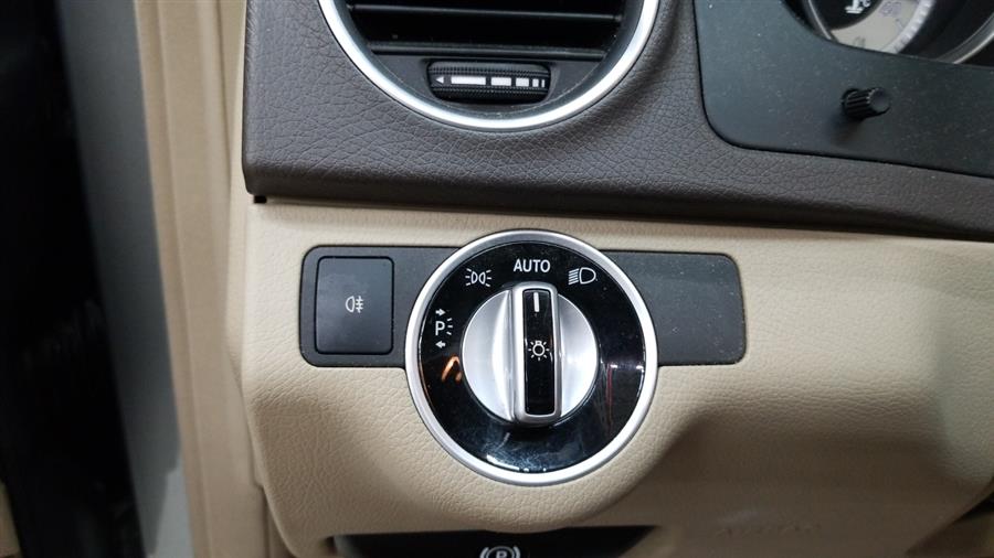 2012 Mercedes-Benz C-Class 4dr Sdn C300 Sport 4MATIC, available for sale in West Haven, Connecticut | Auto Fair Inc.. West Haven, Connecticut 2012 Mercedes-Benz C-Class 4dr Sdn C300 Sport 4MATIC, available for sale in West Haven, Connecticut | Auto Fair Inc.. West Haven, Connecticut
