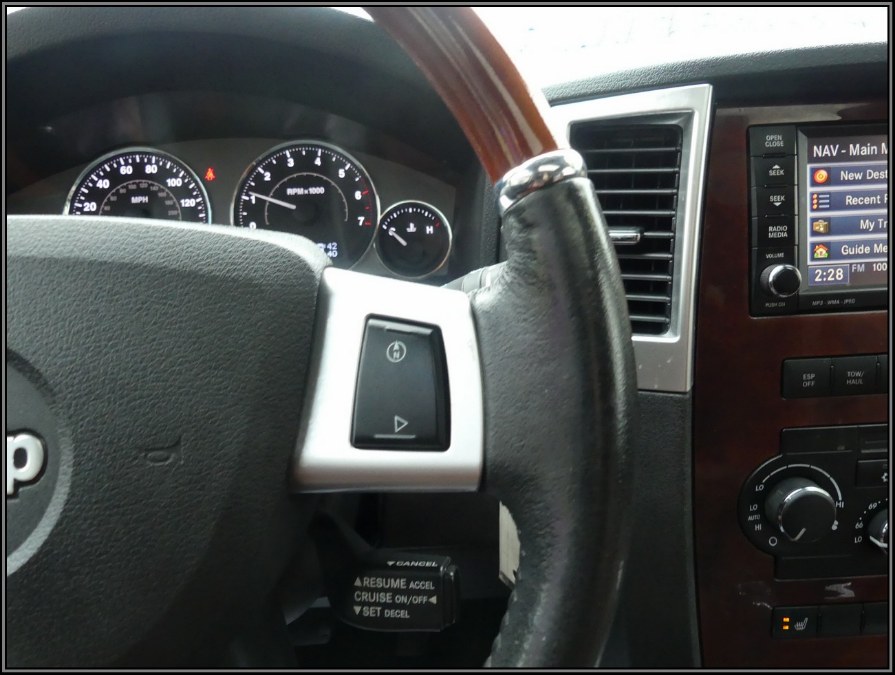2008 Jeep Grand Cherokee 4WD 4dr Overland, available for sale in Huntington Station, New York | My Auto Inc.. Huntington Station, New York 2008 Jeep Grand Cherokee 4WD 4dr Overland, available for sale in Huntington Station, New York | My Auto Inc.. Huntington Station, New York