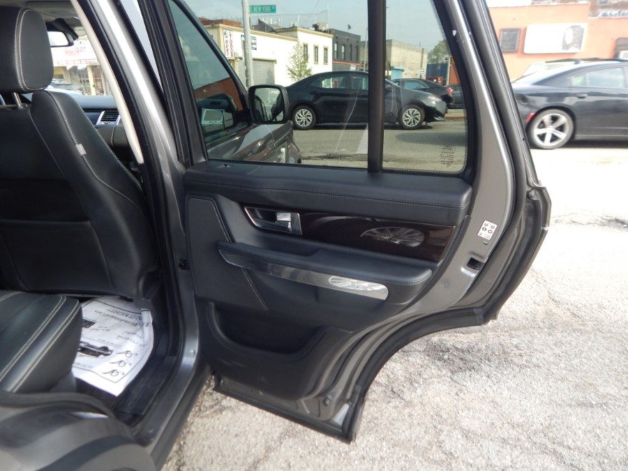 2011 Land Rover Range Rover Sport 4WD 4dr HSE LUX, available for sale in Brooklyn, New York | Brooklyn Auto Mall LLC. Brooklyn, New York 2011 Land Rover Range Rover Sport 4WD 4dr HSE LUX, available for sale in Brooklyn, New York | Brooklyn Auto Mall LLC. Brooklyn, New York
