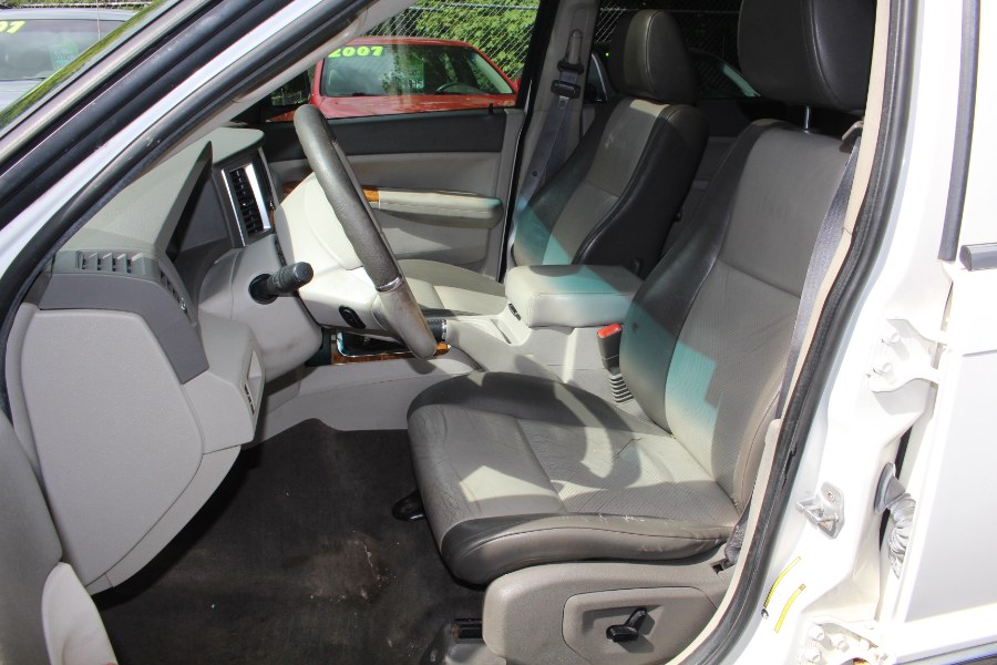 2008 Jeep Grand Cherokee Limited 4WD 4dr HEMI- Limited/Navi, available for sale in Paterson, New Jersey | Xcell Motors LLC. Paterson, New Jersey 2008 Jeep Grand Cherokee Limited 4WD 4dr HEMI- Limited/Navi, available for sale in Paterson, New Jersey | Xcell Motors LLC. Paterson, New Jersey