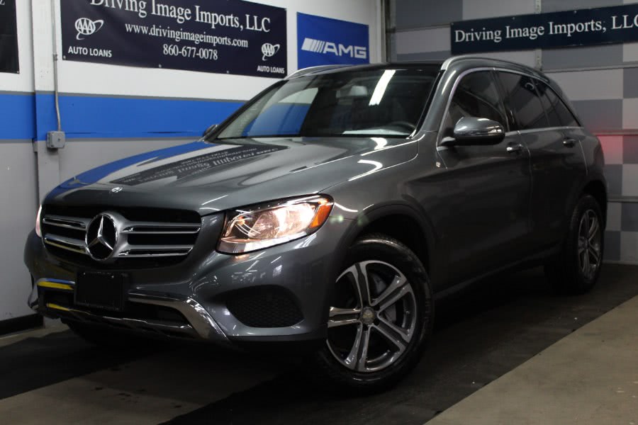 2016 Mercedes-Benz GLC 4MATIC 4dr GLC300, available for sale in Farmington, Connecticut | Driving Image Imports LLC. Farmington, Connecticut