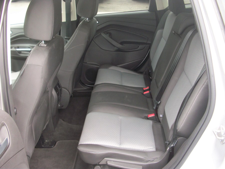 2017 Ford Escape SE 4WD, available for sale in Jamaica, New York | Gateway Car Dealer Inc. Jamaica, New York 2017 Ford Escape SE 4WD, available for sale in Jamaica, New York | Gateway Car Dealer Inc. Jamaica, New York