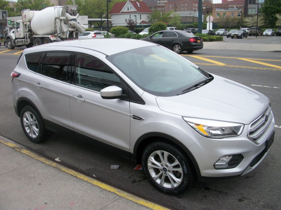 2017 Ford Escape SE 4WD, available for sale in Jamaica, New York | Gateway Car Dealer Inc. Jamaica, New York 2017 Ford Escape SE 4WD, available for sale in Jamaica, New York | Gateway Car Dealer Inc. Jamaica, New York