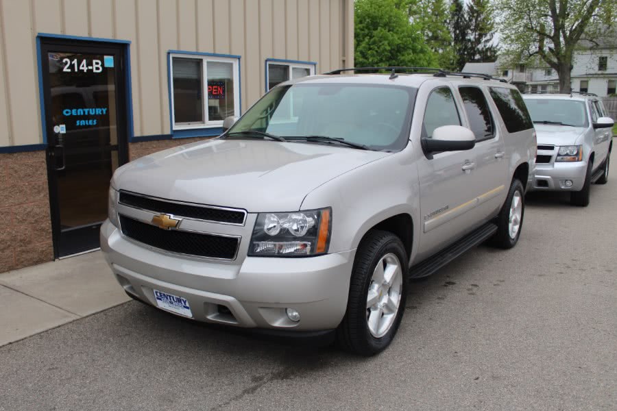 2007 Chevrolet Suburban 4WD 4dr 1500 LT, available for sale in East Windsor, Connecticut | Century Auto And Truck. East Windsor, Connecticut