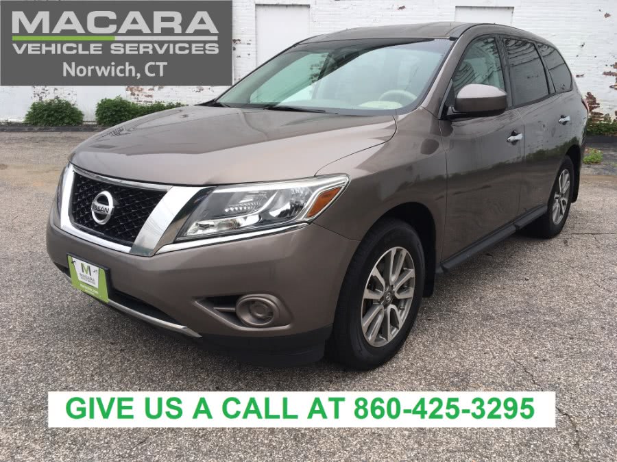2013 Nissan Pathfinder 4WD 4dr S, available for sale in Norwich, Connecticut | MACARA Vehicle Services, Inc. Norwich, Connecticut