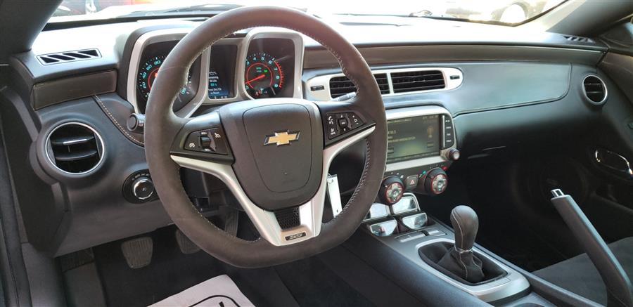 2015 Chevrolet Camaro 2dr Coupe 2SS, available for sale in Waterbury, Connecticut | National Auto Brokers, Inc.. Waterbury, Connecticut 2015 Chevrolet Camaro 2dr Coupe 2SS, available for sale in Waterbury, Connecticut | National Auto Brokers, Inc.. Waterbury, Connecticut