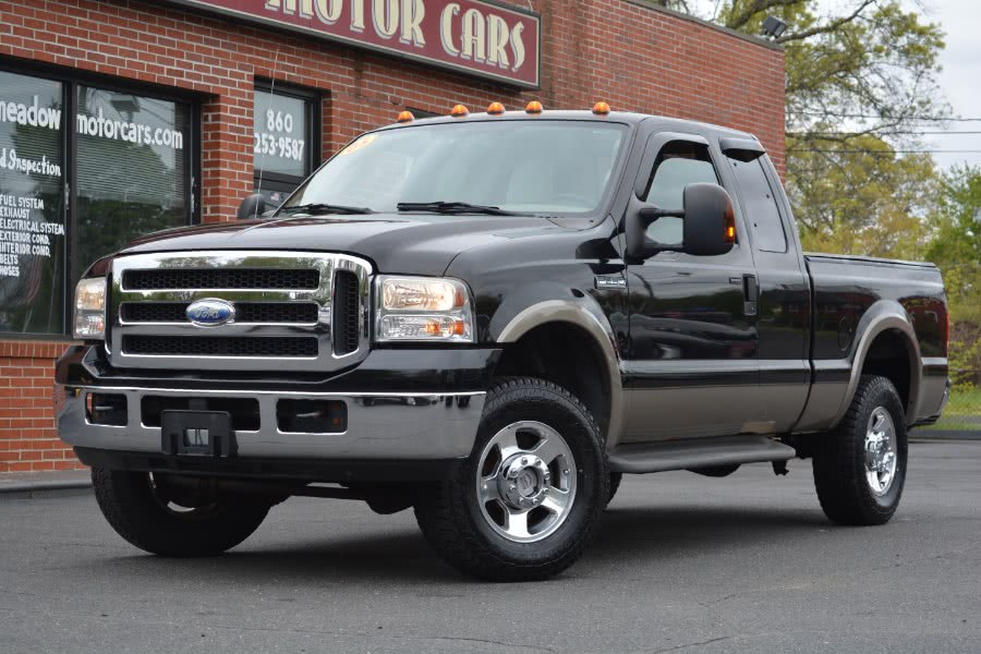 2005 Ford Super Duty F-250 Supercab 142" Lariat 4WD, available for sale in ENFIELD, Connecticut | Longmeadow Motor Cars. ENFIELD, Connecticut