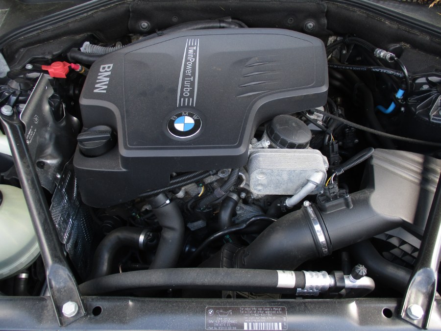 2012 BMW 5 Series 4dr Sdn 528i xDrive AWD, available for sale in West Babylon, New York | New Gen Auto Group. West Babylon, New York 2012 BMW 5 Series 4dr Sdn 528i xDrive AWD, available for sale in West Babylon, New York | New Gen Auto Group. West Babylon, New York