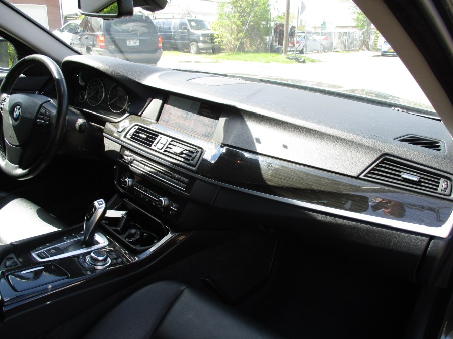2012 BMW 5 Series 4dr Sdn 528i xDrive AWD, available for sale in West Babylon, New York | New Gen Auto Group. West Babylon, New York 2012 BMW 5 Series 4dr Sdn 528i xDrive AWD, available for sale in West Babylon, New York | New Gen Auto Group. West Babylon, New York