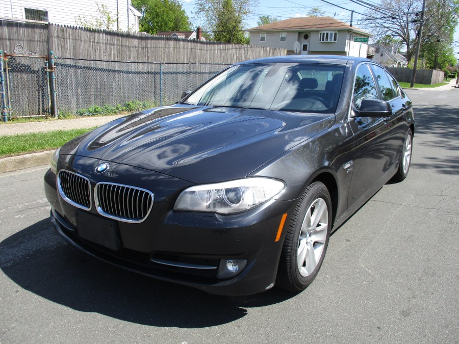 2012 BMW 5 Series 4dr Sdn 528i xDrive AWD, available for sale in West Babylon, New York | New Gen Auto Group. West Babylon, New York 2012 BMW 5 Series 4dr Sdn 528i xDrive AWD, available for sale in West Babylon, New York | New Gen Auto Group. West Babylon, New York
