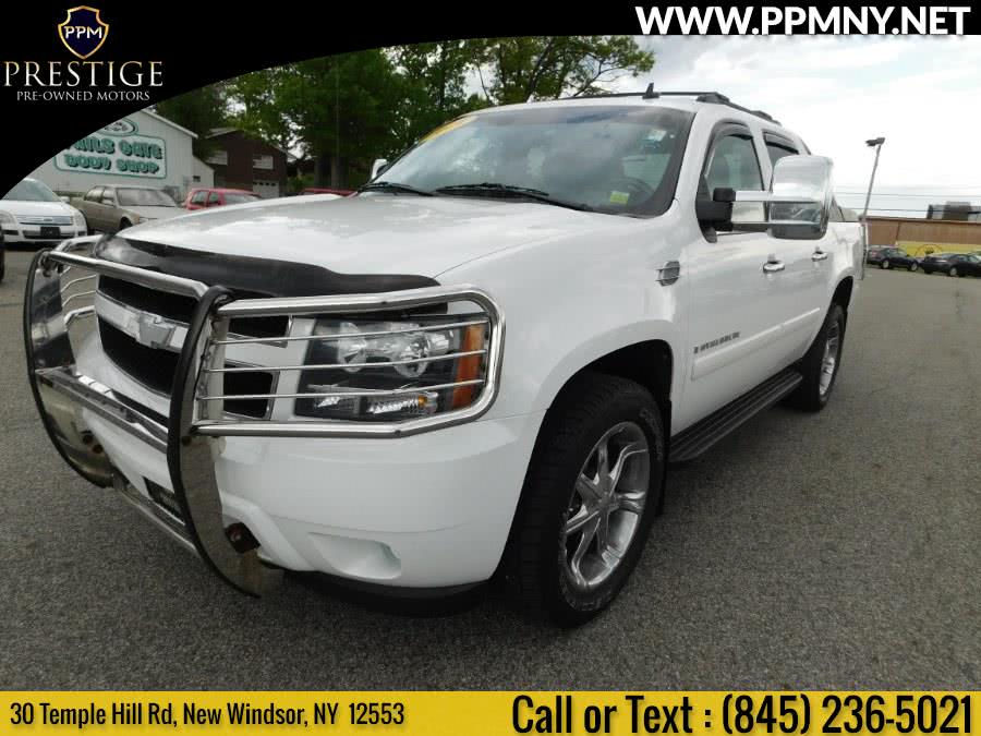 2009 Chevrolet Avalanche 4WD Crew Cab 130" LS, available for sale in New Windsor, New York | Prestige Pre-Owned Motors Inc. New Windsor, New York