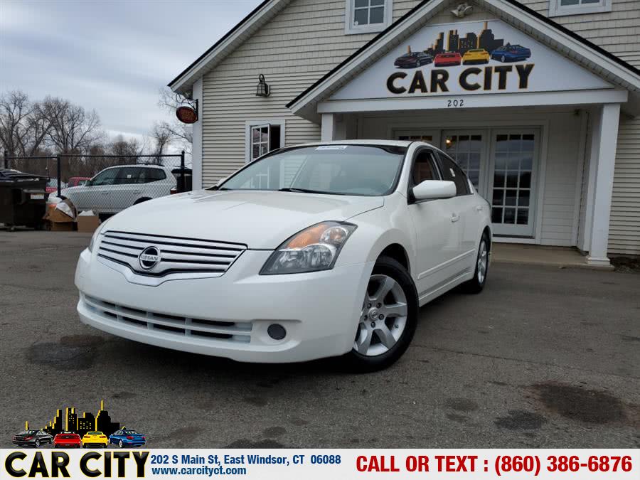2009 Nissan Altima 4dr Sdn I4 CVT 2.5 S, available for sale in East Windsor, Connecticut | Car City LLC. East Windsor, Connecticut