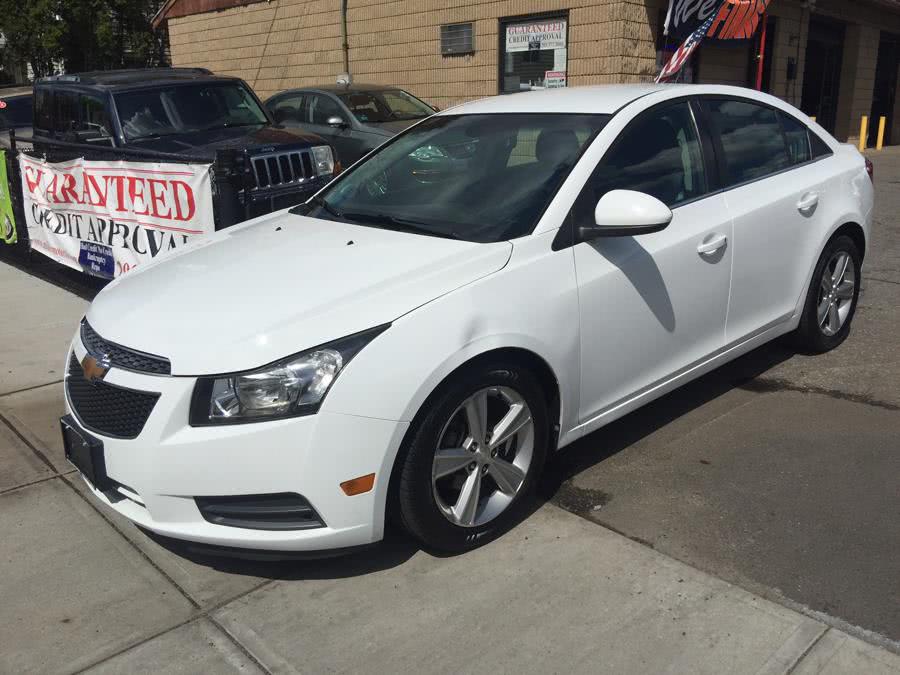 2012 Chevrolet Cruze 4dr Sdn LT w/2LT, available for sale in Stratford, Connecticut | Mike's Motors LLC. Stratford, Connecticut