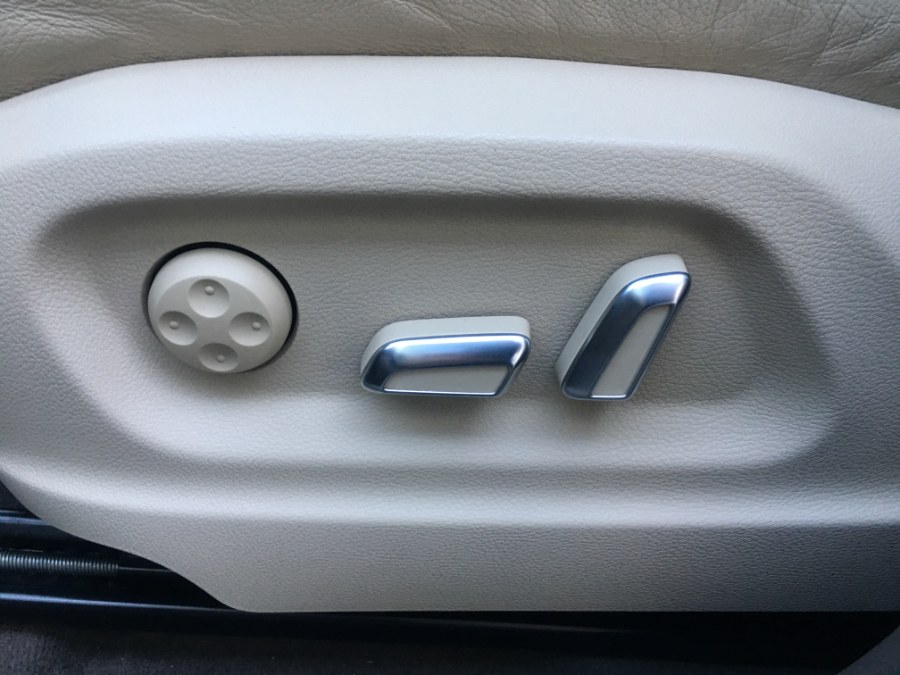 2013 Audi Q5 quattro 4dr 2.0T Premium Plus, available for sale in Bristol, Connecticut | Bristol Auto Center LLC. Bristol, Connecticut 2013 Audi Q5 quattro 4dr 2.0T Premium Plus, available for sale in Bristol, Connecticut | Bristol Auto Center LLC. Bristol, Connecticut