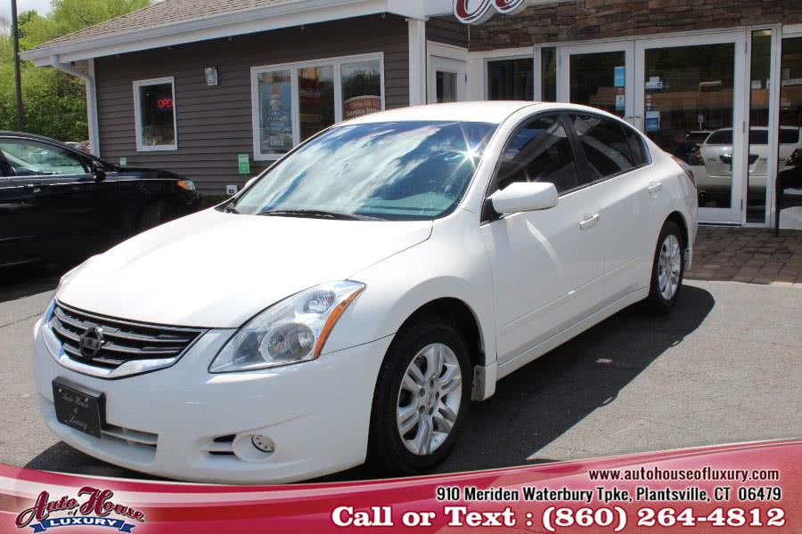 2011 Nissan Altima 4dr Sdn I4 CVT 2.5 S, available for sale in Plantsville, Connecticut | Auto House of Luxury. Plantsville, Connecticut