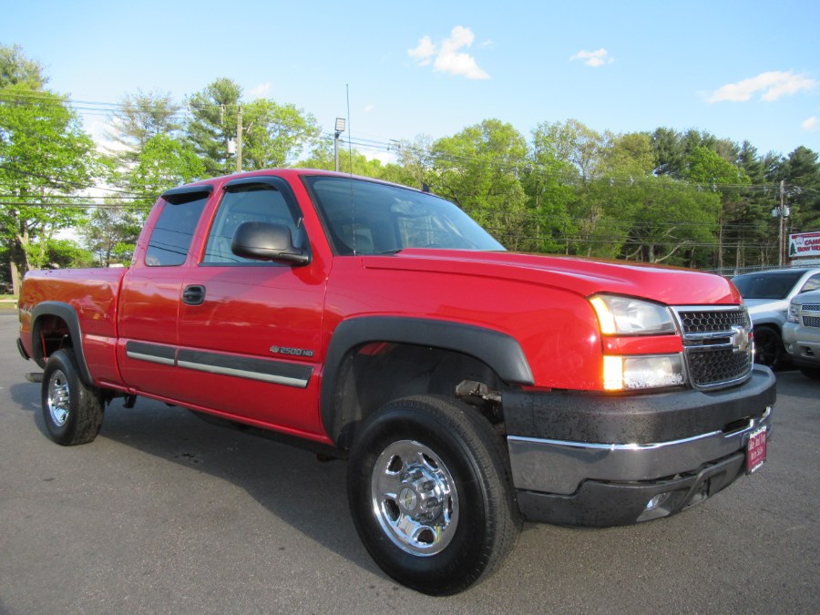 2007 Chevrolet Silverado 2500HD Classic 4WD Ext Cab 143.5" Work Truck, available for sale in South Windsor, Connecticut | Mike And Tony Auto Sales, Inc. South Windsor, Connecticut 2007 Chevrolet Silverado 2500HD Classic 4WD Ext Cab 143.5" Work Truck, available for sale in South Windsor, Connecticut | Mike And Tony Auto Sales, Inc. South Windsor, Connecticut