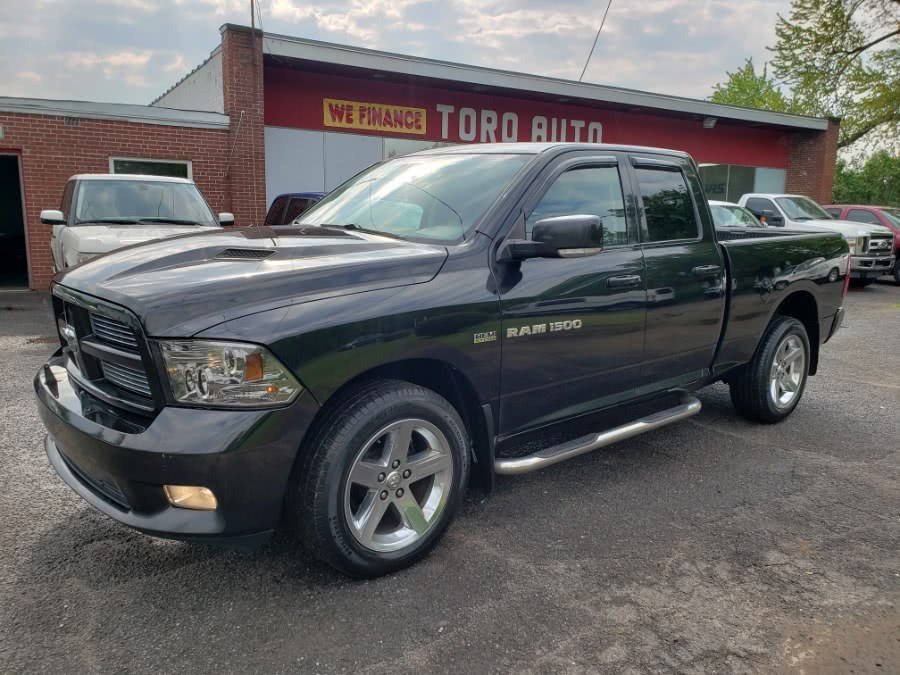 2011 Ram 1500 Sport 4WD Crerw Cab 5.7 Hemi Leather Sunroof, available for sale in East Windsor, Connecticut | Toro Auto. East Windsor, Connecticut