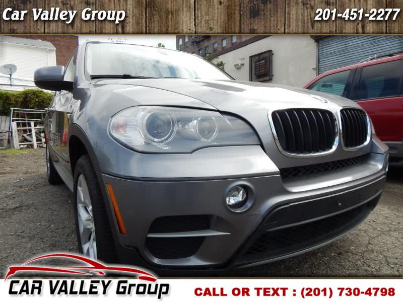 2012 BMW X5 AWD 4dr 35i, available for sale in Jersey City, New Jersey | Car Valley Group. Jersey City, New Jersey