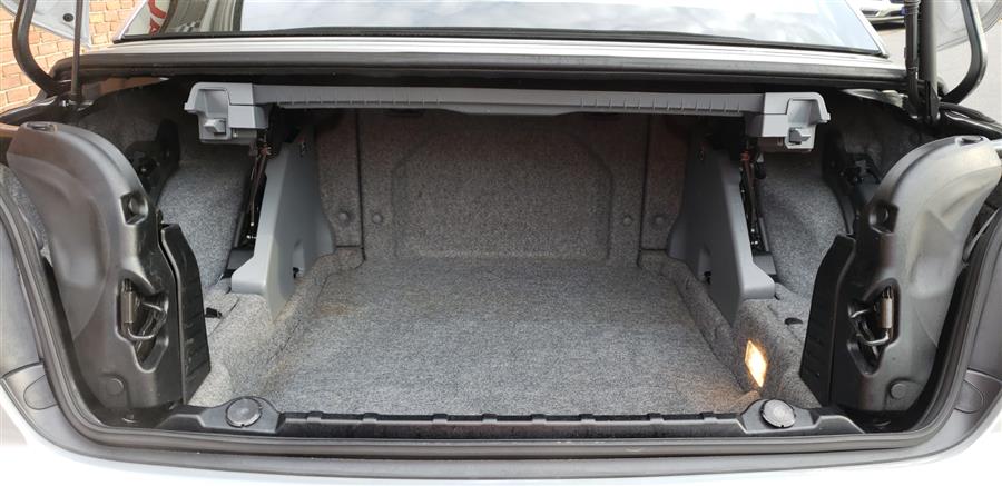 2009 BMW 3 Series 2dr Conv 328i, available for sale in Waterbury, Connecticut | National Auto Brokers, Inc.. Waterbury, Connecticut 2009 BMW 3 Series 2dr Conv 328i, available for sale in Waterbury, Connecticut | National Auto Brokers, Inc.. Waterbury, Connecticut