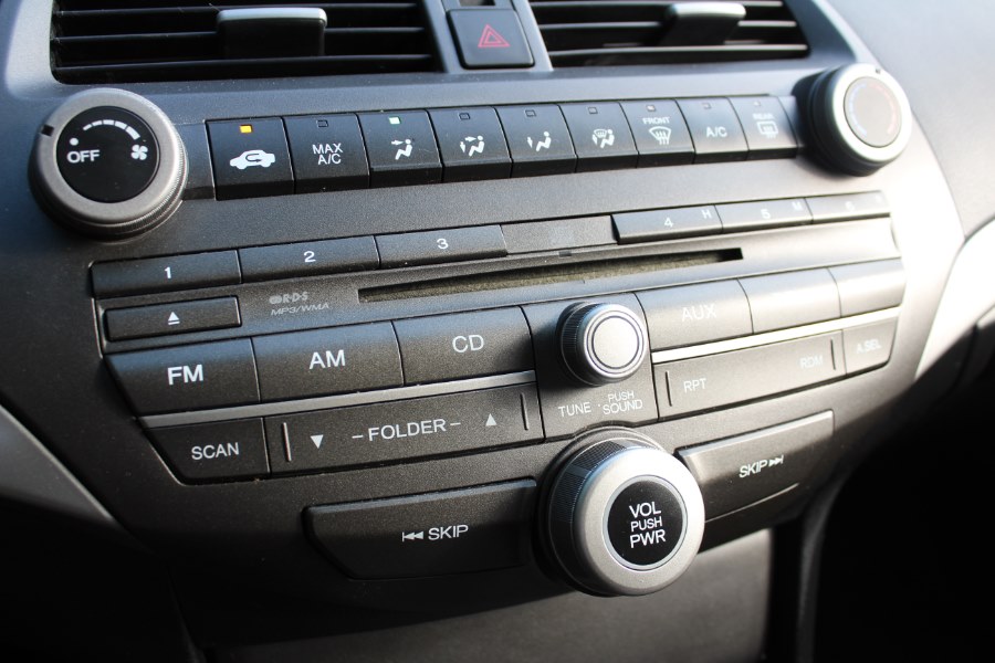 2011 Honda Accord Sedan 4dr I4 Auto LX, available for sale in Great Neck, New York | Great Neck Car Buyers & Sellers. Great Neck, New York 2011 Honda Accord Sedan 4dr I4 Auto LX, available for sale in Great Neck, New York | Great Neck Car Buyers & Sellers. Great Neck, New York