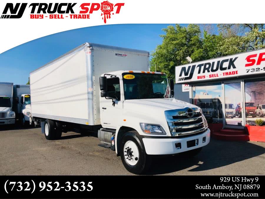 2016 HINO 268A 26 FEET DRY BOX + LIFT GATE + AIR BRAKES + NO CDL, available for sale in South Amboy, New Jersey | NJ Truck Spot. South Amboy, New Jersey