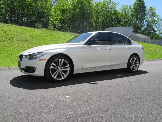 2013 BMW 3 Series 4dr Sdn 328i xDrive AWD SULEV, available for sale in Danbury, Connecticut | Performance Imports. Danbury, Connecticut