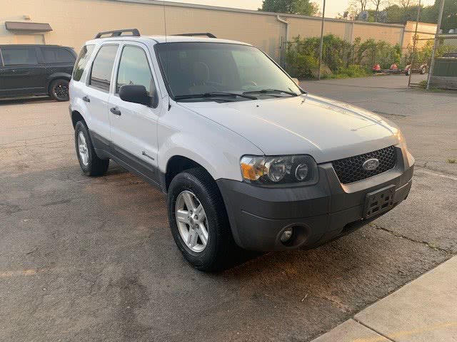 2007 Ford Escape 4WD 4dr I4 CVT Hybrid, available for sale in Hampton, Connecticut | VIP on 6 LLC. Hampton, Connecticut