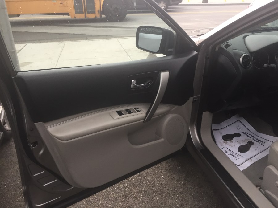 2010 Nissan Rogue AWD 4dr Sl, available for sale in Middle Village, New York | Middle Village Motors . Middle Village, New York 2010 Nissan Rogue AWD 4dr Sl, available for sale in Middle Village, New York | Middle Village Motors . Middle Village, New York