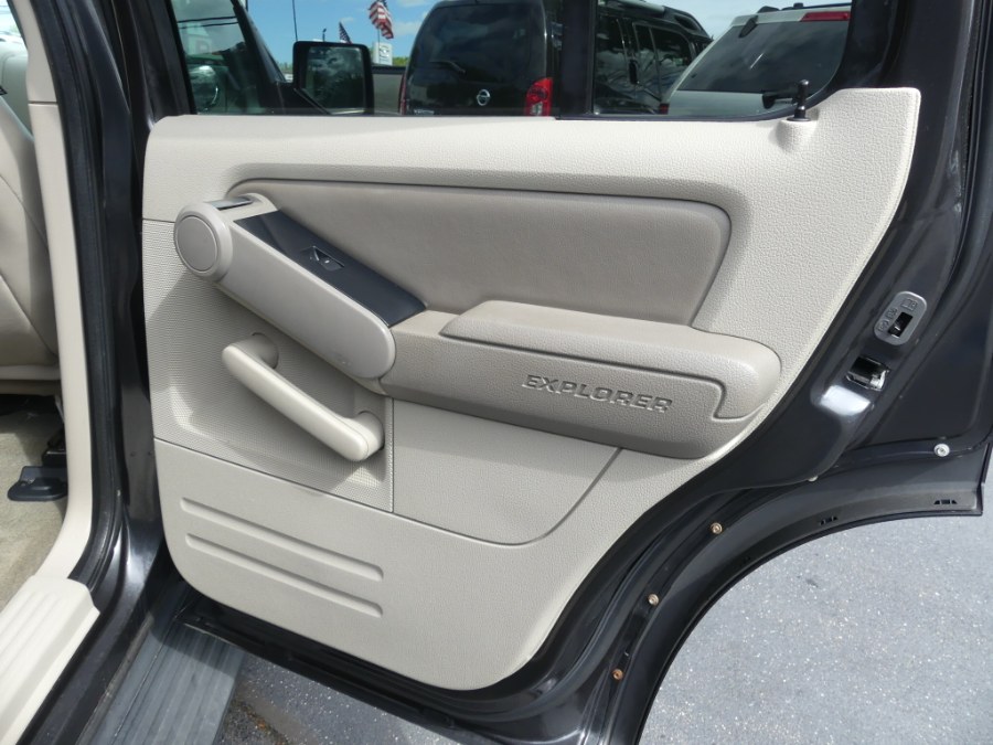 2007 Ford Explorer 4WD 4dr V6 XLT, available for sale in Huntington Station, New York | My Auto Inc.. Huntington Station, New York 2007 Ford Explorer 4WD 4dr V6 XLT, available for sale in Huntington Station, New York | My Auto Inc.. Huntington Station, New York