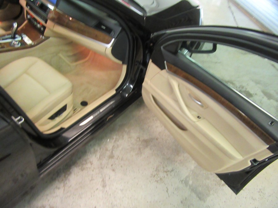 2012 BMW 5 Series 4dr Sdn 535i xDrive AWD, available for sale in Little Ferry, New Jersey | Royalty Auto Sales. Little Ferry, New Jersey 2012 BMW 5 Series 4dr Sdn 535i xDrive AWD, available for sale in Little Ferry, New Jersey | Royalty Auto Sales. Little Ferry, New Jersey