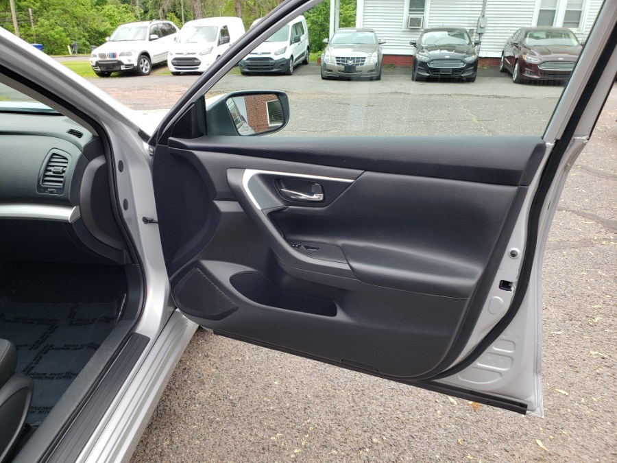 2016 Nissan Altima 2.5 S, available for sale in East Windsor, Connecticut | Toro Auto. East Windsor, Connecticut 2016 Nissan Altima 2.5 S, available for sale in East Windsor, Connecticut | Toro Auto. East Windsor, Connecticut
