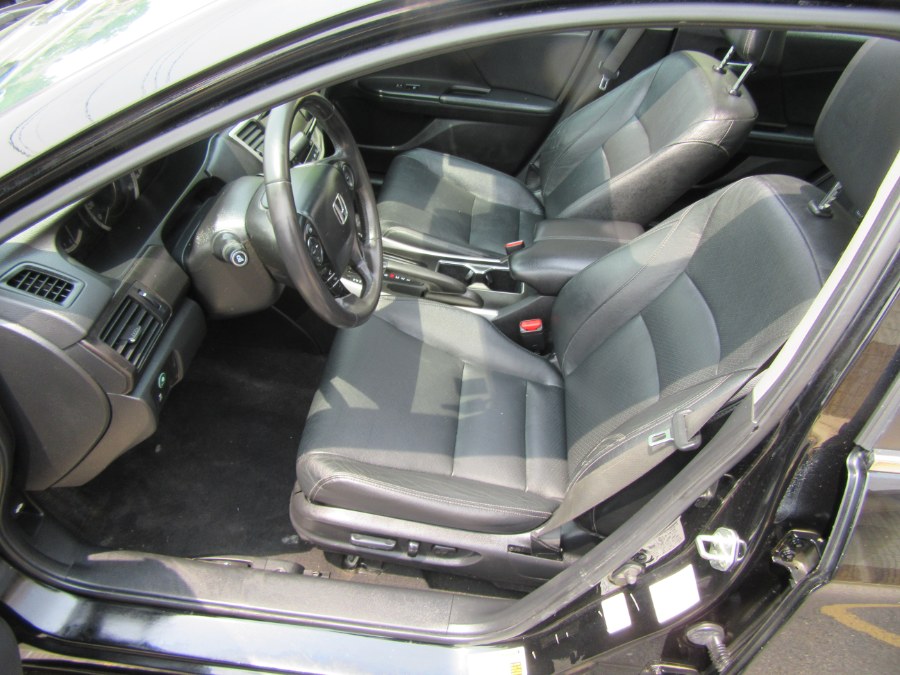 2014 Honda Accord Sedan 4dr I4 CVT EX-L w/Navi, available for sale in Little Ferry, New Jersey | Royalty Auto Sales. Little Ferry, New Jersey 2014 Honda Accord Sedan 4dr I4 CVT EX-L w/Navi, available for sale in Little Ferry, New Jersey | Royalty Auto Sales. Little Ferry, New Jersey