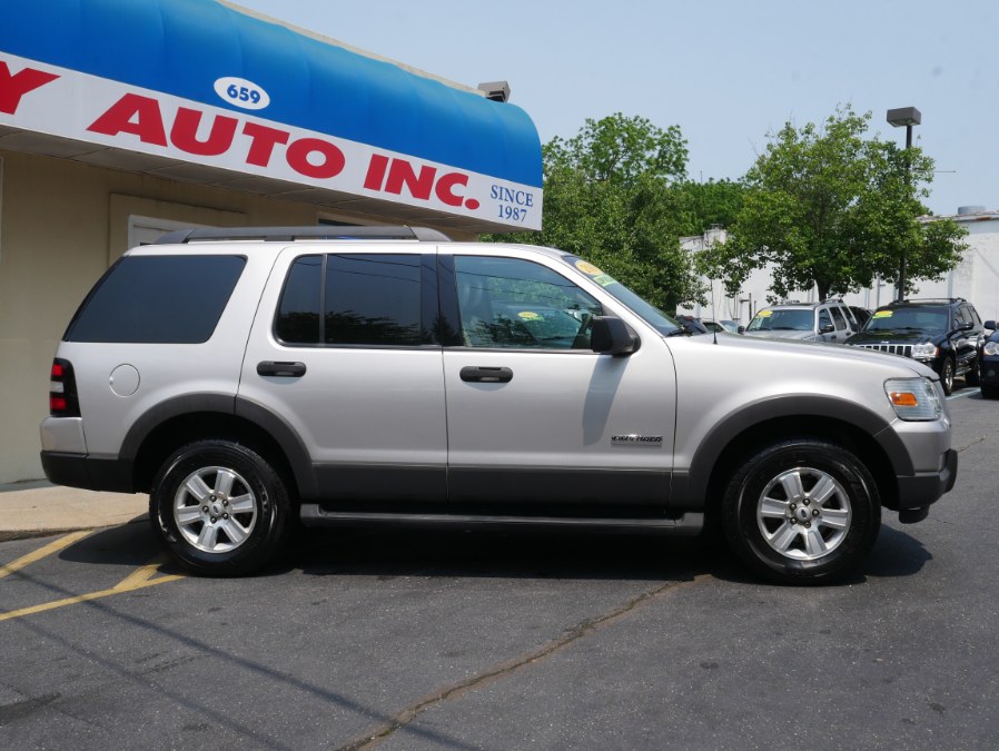 2006 Ford Explorer 4dr 114" WB 4.0L XLT 4WD, available for sale in Huntington Station, New York | My Auto Inc.. Huntington Station, New York 2006 Ford Explorer 4dr 114" WB 4.0L XLT 4WD, available for sale in Huntington Station, New York | My Auto Inc.. Huntington Station, New York