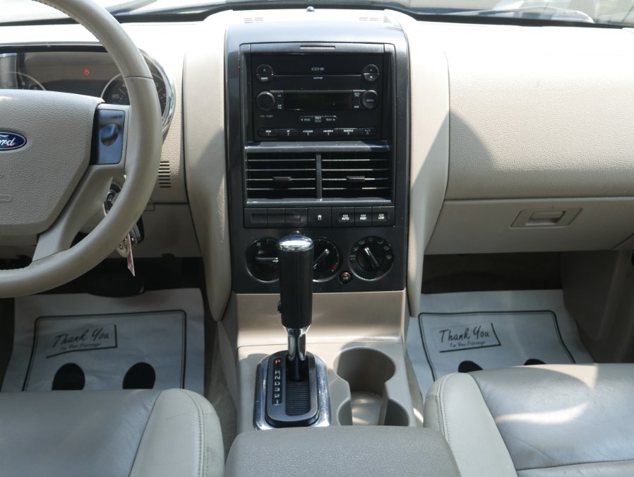 2006 Ford Explorer 4dr 114" WB 4.0L XLT 4WD, available for sale in Huntington Station, New York | My Auto Inc.. Huntington Station, New York 2006 Ford Explorer 4dr 114" WB 4.0L XLT 4WD, available for sale in Huntington Station, New York | My Auto Inc.. Huntington Station, New York