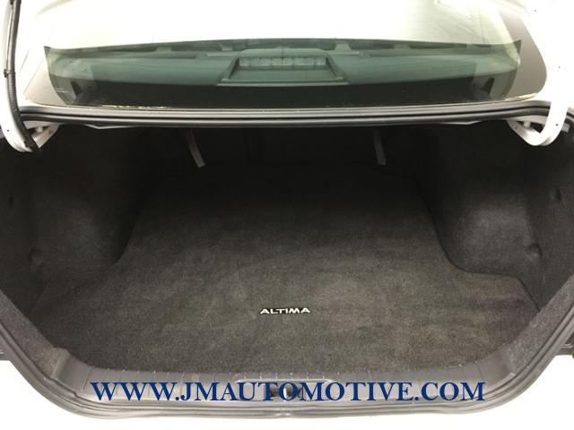 2017 Nissan Altima 2.5 S Sedan, available for sale in Naugatuck, Connecticut | J&M Automotive Sls&Svc LLC. Naugatuck, Connecticut 2017 Nissan Altima 2.5 S Sedan, available for sale in Naugatuck, Connecticut | J&M Automotive Sls&Svc LLC. Naugatuck, Connecticut