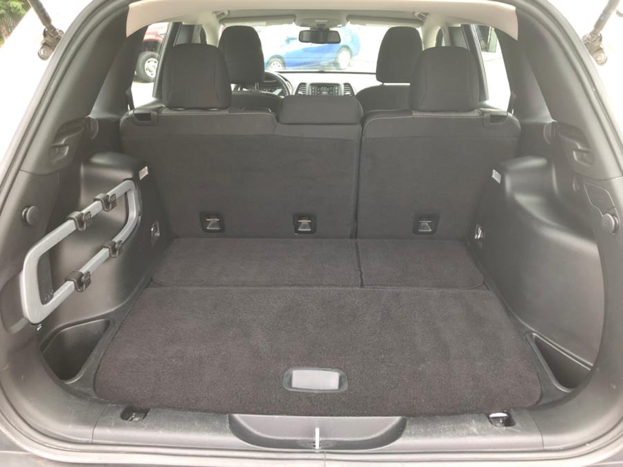 2015 Jeep Cherokee 4WD 4dr Sport, available for sale in Milford, Connecticut | Chip's Auto Sales Inc. Milford, Connecticut 2015 Jeep Cherokee 4WD 4dr Sport, available for sale in Milford, Connecticut | Chip's Auto Sales Inc. Milford, Connecticut