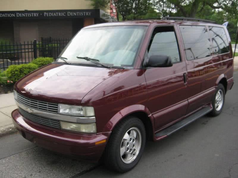 2003 Chevrolet Astro LS 3dr Extended Mini Van, available for sale in Massapequa, New York | Rite Choice Auto Inc.. Massapequa, New York