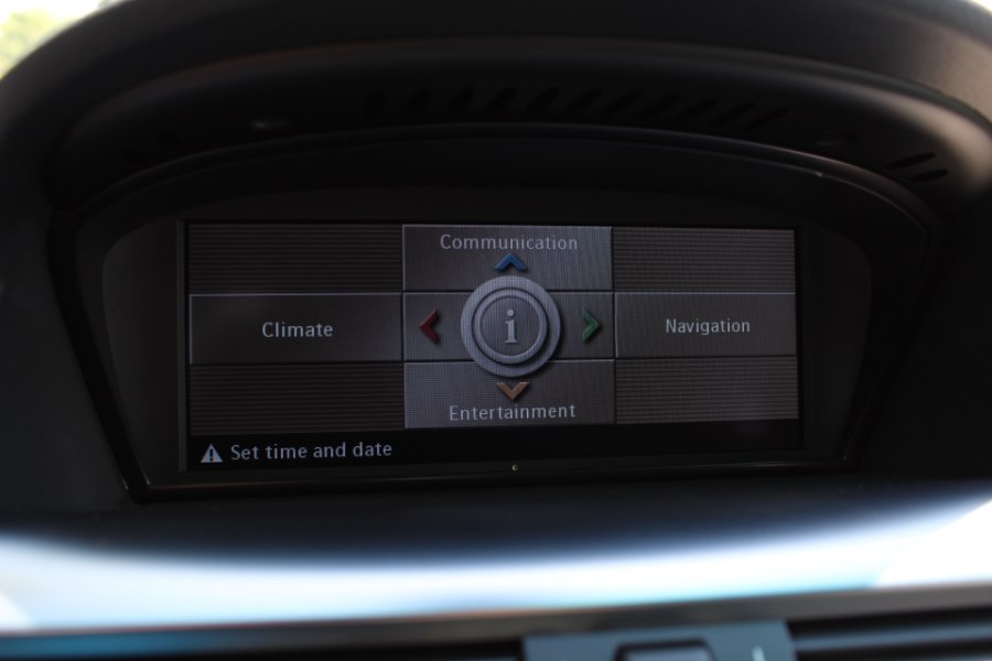 2007 BMW 6 Series 2dr Cpe 650i, available for sale in Great Neck, New York | Great Neck Car Buyers & Sellers. Great Neck, New York 2007 BMW 6 Series 2dr Cpe 650i, available for sale in Great Neck, New York | Great Neck Car Buyers & Sellers. Great Neck, New York