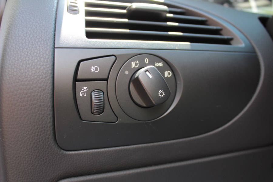 2007 BMW 6 Series 2dr Cpe 650i, available for sale in Great Neck, New York | Great Neck Car Buyers & Sellers. Great Neck, New York 2007 BMW 6 Series 2dr Cpe 650i, available for sale in Great Neck, New York | Great Neck Car Buyers & Sellers. Great Neck, New York