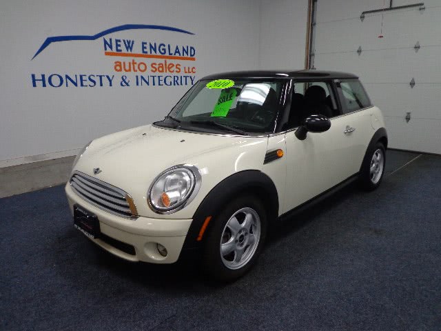 2010 MINI Cooper Hardtop 2dr Cpe, available for sale in Plainville, Connecticut | New England Auto Sales LLC. Plainville, Connecticut