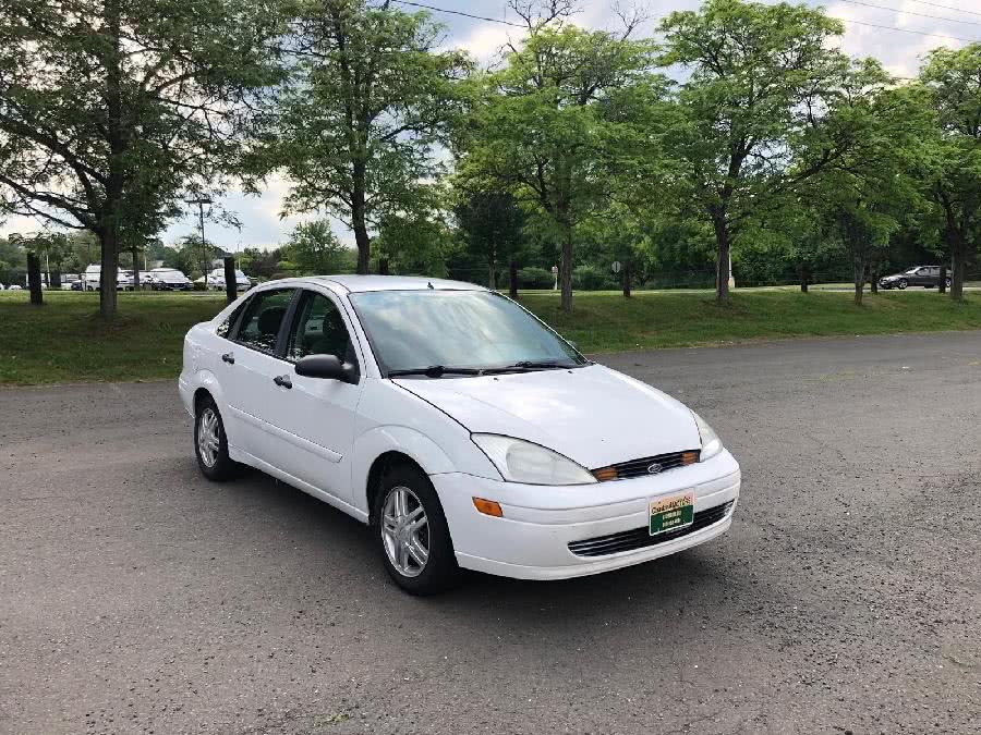 2001 Ford Focus 4dr Sdn SE, available for sale in West Hartford, Connecticut | Chadrad Motors llc. West Hartford, Connecticut
