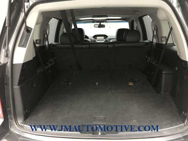 2011 Honda Pilot 4WD 4dr Touring w/RES & Navi, available for sale in Naugatuck, Connecticut | J&M Automotive Sls&Svc LLC. Naugatuck, Connecticut 2011 Honda Pilot 4WD 4dr Touring w/RES & Navi, available for sale in Naugatuck, Connecticut | J&M Automotive Sls&Svc LLC. Naugatuck, Connecticut