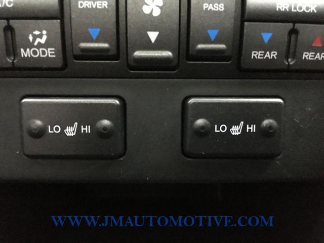 2011 Honda Pilot 4WD 4dr Touring w/RES & Navi, available for sale in Naugatuck, Connecticut | J&M Automotive Sls&Svc LLC. Naugatuck, Connecticut 2011 Honda Pilot 4WD 4dr Touring w/RES & Navi, available for sale in Naugatuck, Connecticut | J&M Automotive Sls&Svc LLC. Naugatuck, Connecticut