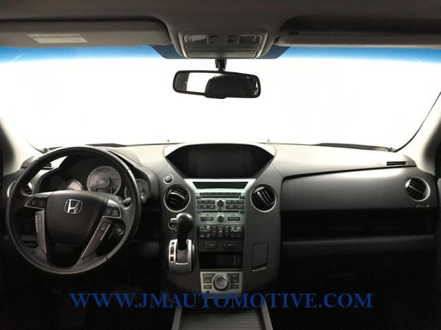 2011 Honda Pilot 4WD 4dr Touring w/RES & Navi, available for sale in Naugatuck, Connecticut | J&M Automotive Sls&Svc LLC. Naugatuck, Connecticut 2011 Honda Pilot 4WD 4dr Touring w/RES & Navi, available for sale in Naugatuck, Connecticut | J&M Automotive Sls&Svc LLC. Naugatuck, Connecticut