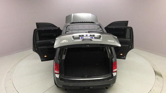 2011 Honda Pilot 4WD 4dr Touring w/RES & Navi, available for sale in Naugatuck, Connecticut | J&M Automotive Sls&Svc LLC. Naugatuck, Connecticut 2011 Honda Pilot 4WD 4dr Touring w/RES & Navi, available for sale in Naugatuck, Connecticut | J&M Automotive Sls&Svc LLC. Naugatuck, Connecticut