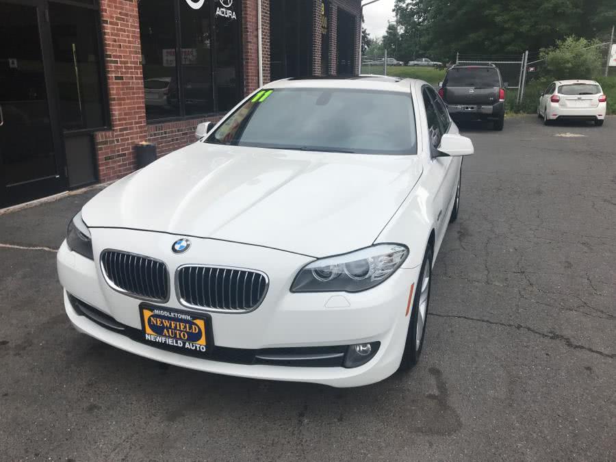 2011 BMW 5 Series 4dr Sdn 528i RWD, available for sale in Middletown, Connecticut | Newfield Auto Sales. Middletown, Connecticut