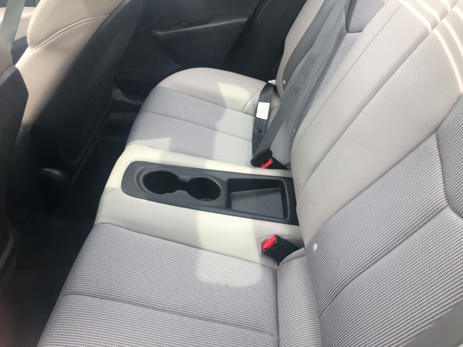 2012 Hyundai Veloster 3dr Cpe Man w/Black Int, available for sale in Manchester, Connecticut | Best Auto Sales LLC. Manchester, Connecticut 2012 Hyundai Veloster 3dr Cpe Man w/Black Int, available for sale in Manchester, Connecticut | Best Auto Sales LLC. Manchester, Connecticut