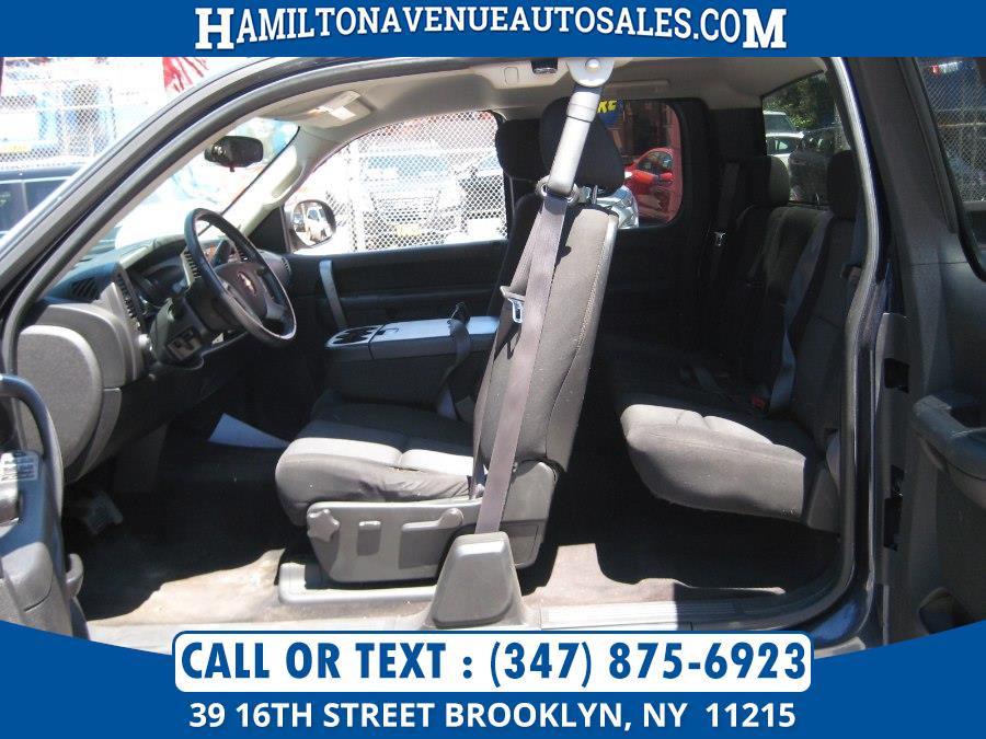 Used Chevrolet Silverado 1500 4WD Ext Cab 143.5" LT 2011 | Hamilton Avenue Auto Sales DBA Nyautoauction.com. Brooklyn, New York Used Chevrolet Silverado 1500 4WD Ext Cab 143.5" LT 2011 | Hamilton Avenue Auto Sales DBA Nyautoauction.com. Brooklyn, New York